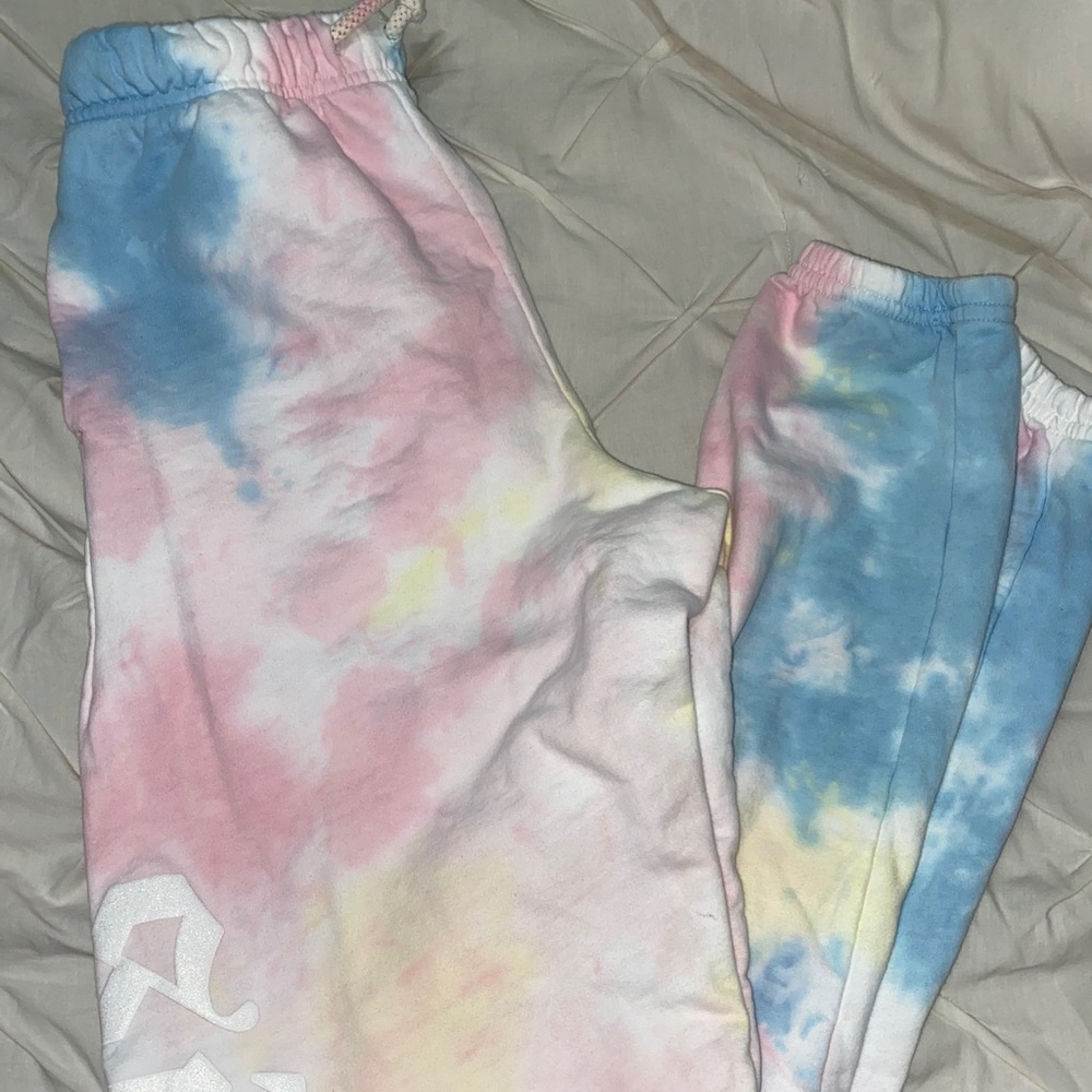 ✨Sisters Apparel joggers✨